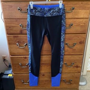 GAIAM Black and Blue leggings